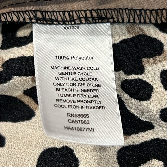 NWOT Halogen Women's Leopard Multi Playsuit Romper Short Sleeves Sz S - Picture 13 of 16